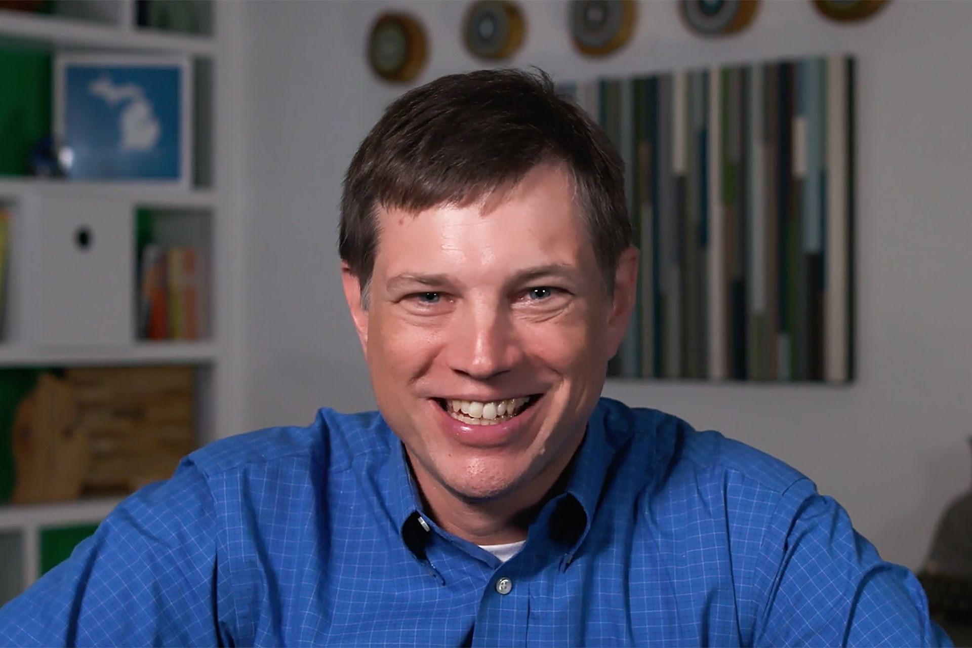 David Stafford, Wakil Presiden Solusi Global & Keberhasilan Pelanggan Dropbox, berbagi bagaimana tenaga penjualan dapat menutup transaksi lebih cepat dengan Dropbox.