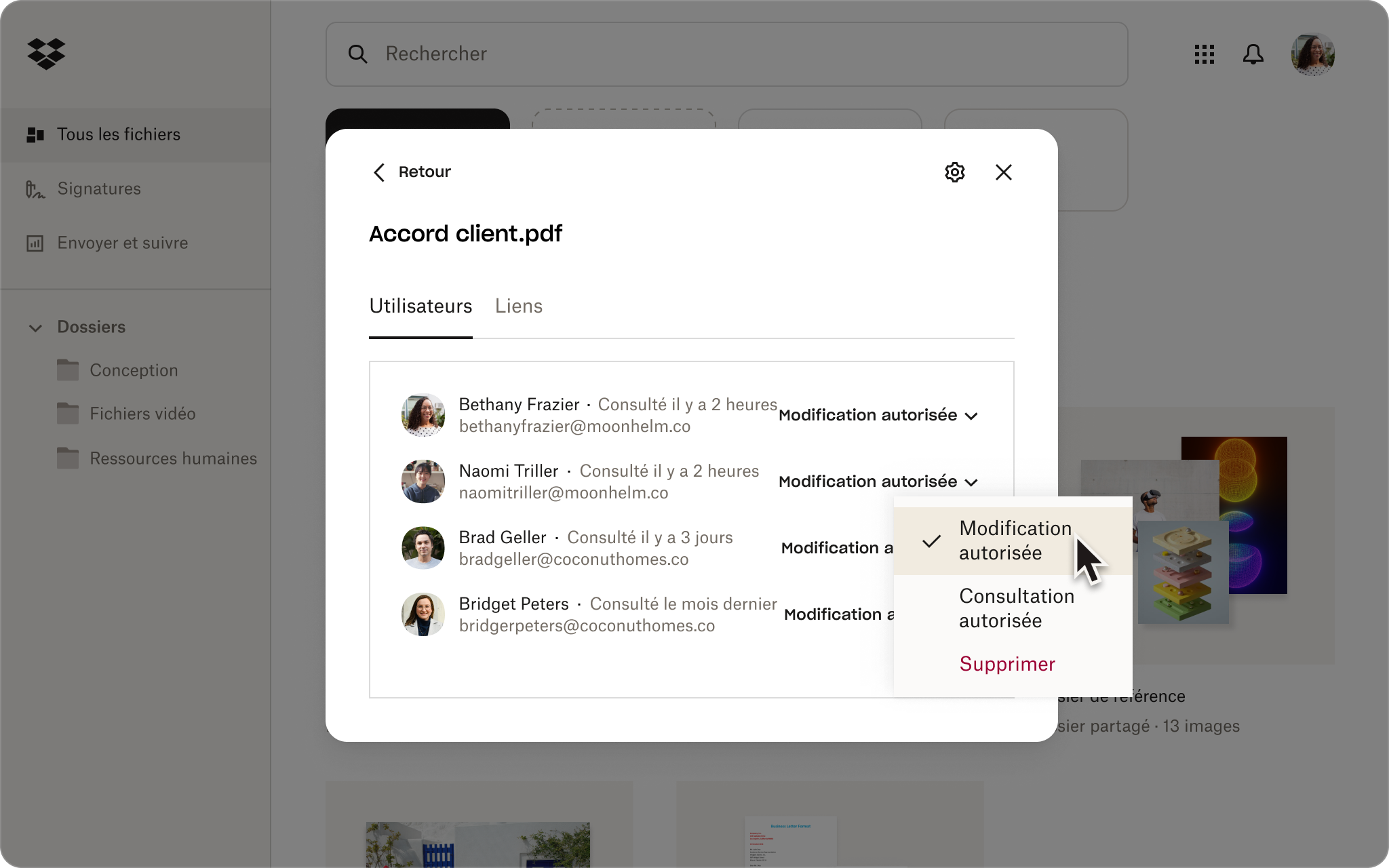 Une capture d’écran de l’interface utilisateur de Dropbox montre les autorisations utilisateur pour un fichier « Contrat client.pdf » avec une liste déroulante sélectionnant « Peut modifier ».