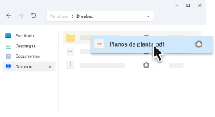 Un usuario moviendo el PDF &quot;Planos de plantas.pdf&quot; en la carpeta de Dropbox de su ordenador. 
