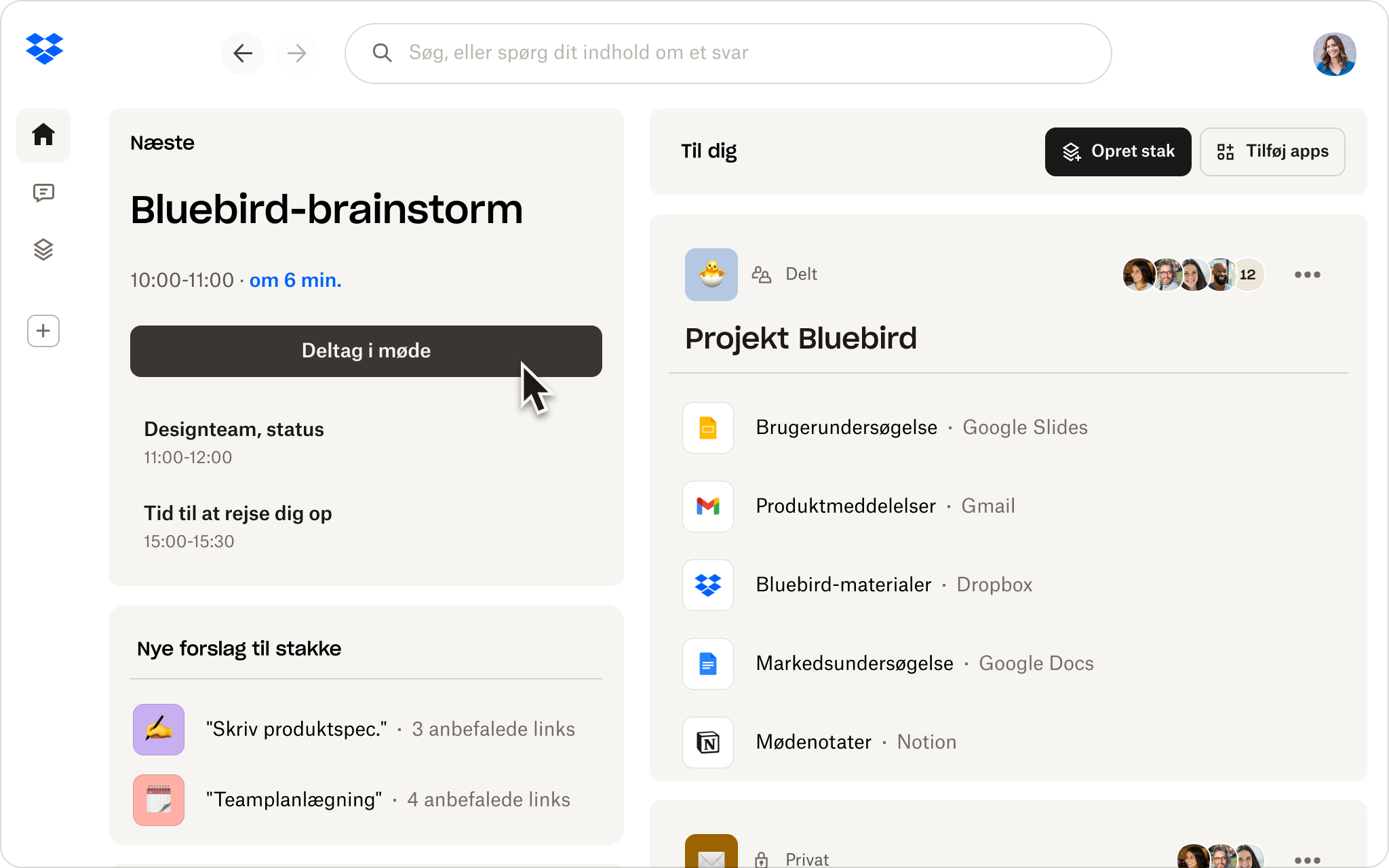 Billedanimationen viser en bruger, der skriver “company objectives” (virksomhedsmål) i Dash-søgelinjen, ser indhold med de udvalgte nøgleord og derefter klikker på en Dropbox Paper-fil med navnet Company Objective Key Results (OKR).