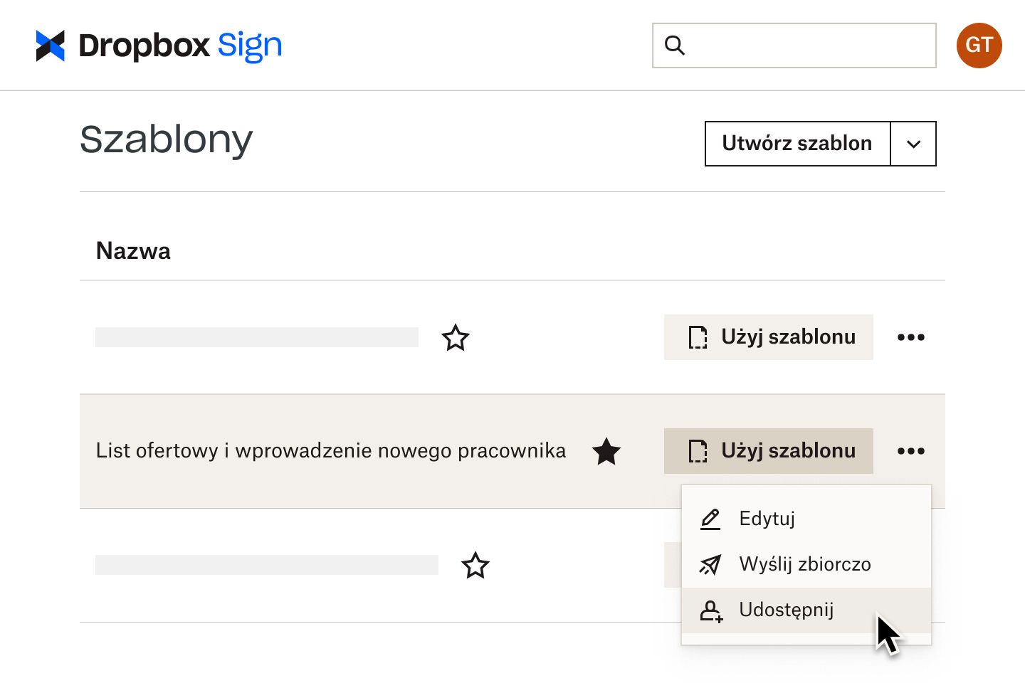 Użytkownik klikający przycisk „Udostępnij” przy szablonie wdrażania w Dropbox Sign