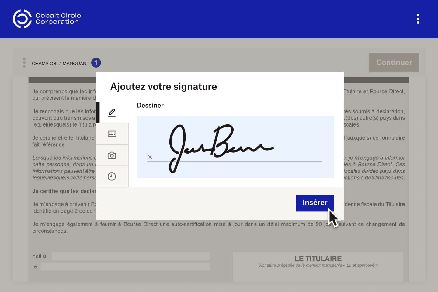 Utilisateur insérant sa signature électronique dans un document