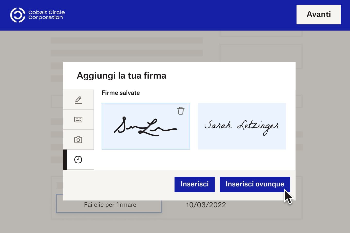 Una nuova dipendente di Cobalt Circle Corporation inserisce una firma elettronica in un documento digitale.