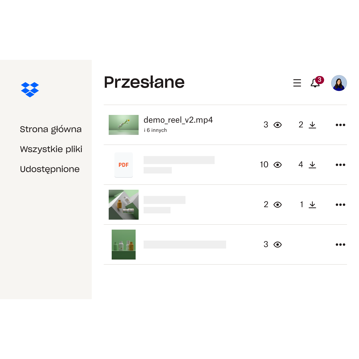 Zrzut ekranu Dropbox Transfer zawiera cztery pliki po transferze. Liczba wyświetleń i pobrań jest wyświetlana dla każdego pliku.