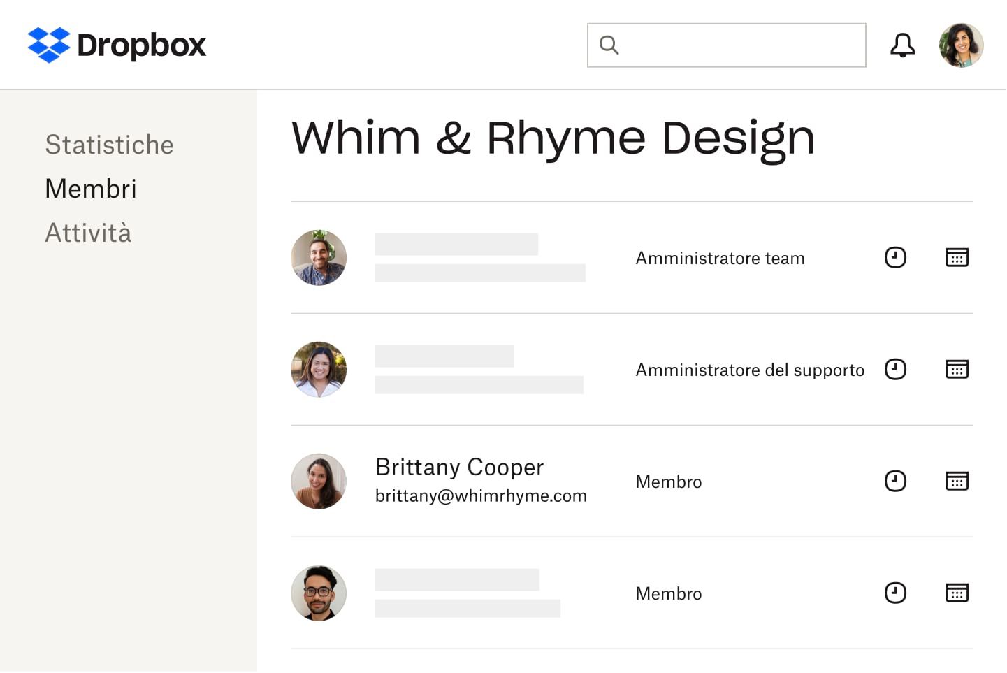 Un elenco dei membri di un team e i vari livelli di accesso a un account Dropbox condiviso, inclusi &quot;amministratore team&quot;, &quot;amministratore del supporto&quot; e &quot;membro&quot; 