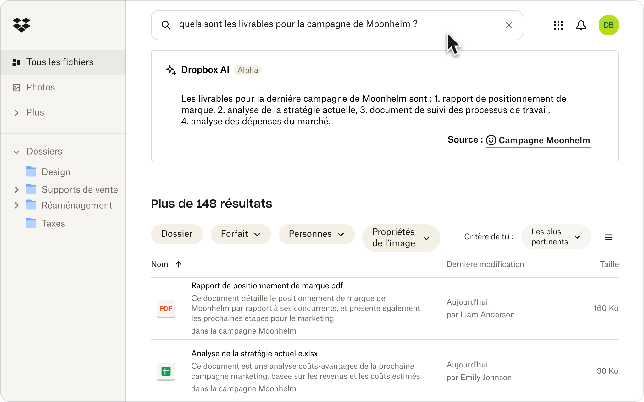 Une capture d'écran d'une personne utilisant le langage naturel pour rechercher des fichiers dans son stockage cloud Dropbox.