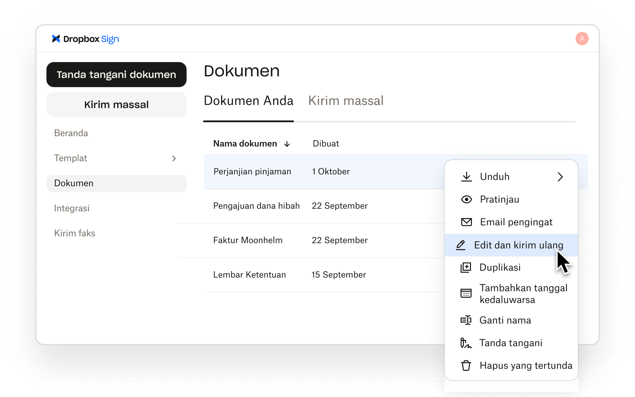Dropbox Sign memungkinkan pengguna mengelola dokumen dengan opsi untuk mengedit, mengirim ulang, meninjau, mengunduh, menandatangani, dan lainnya.