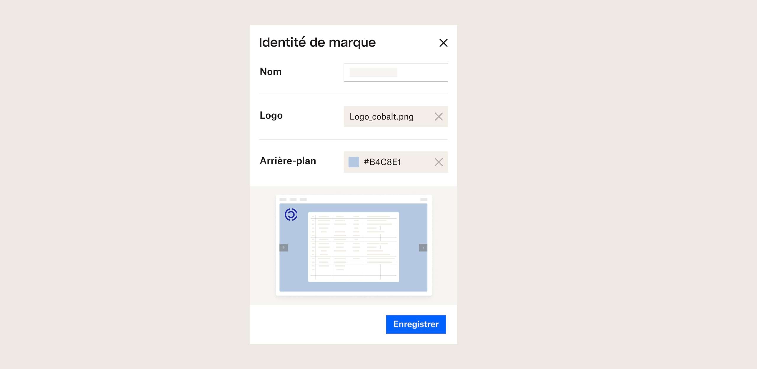 Utilisateur prévisualisant des changements apportés à une personnalisation du partage de fichiers dans Dropbox